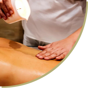MASSAGEM COM VELAS AROMÁTICAS